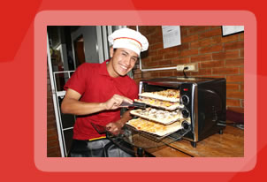 Show pizzerito con pizza, lasagna y galletas para fiestas infantiles.